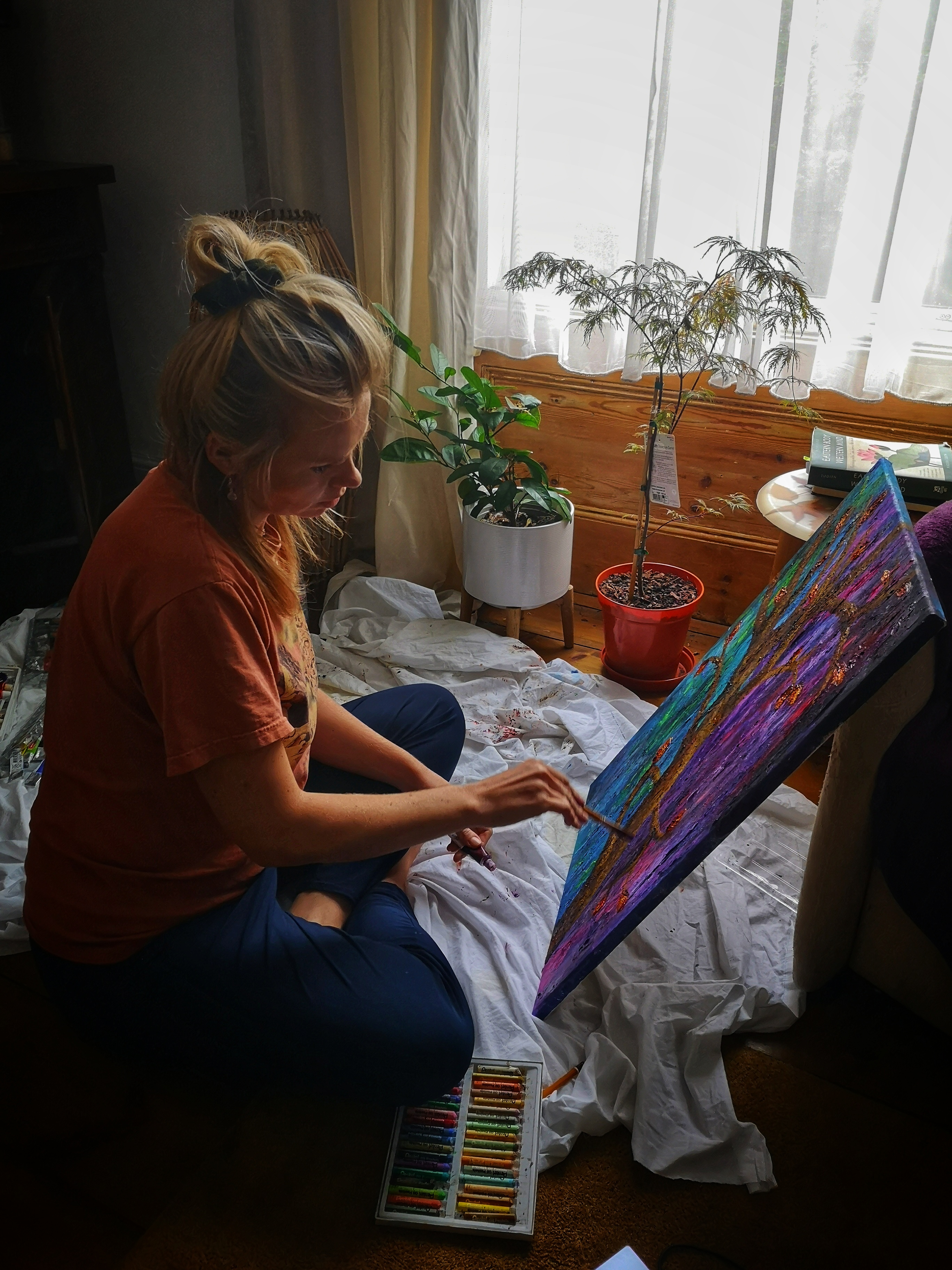 Painting woman on the floor